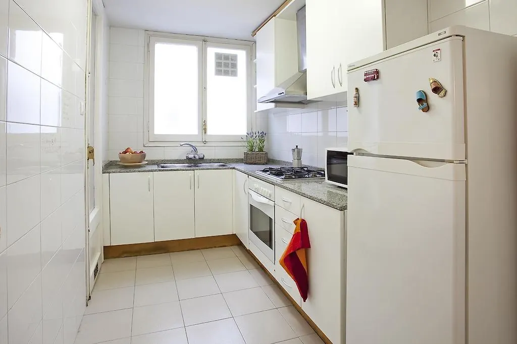 Sant Jordi Pisos - Santalo Apartment Barcelona 0*,